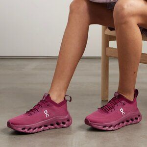 NEW LOEWE ON Cloudtilt 2.0 Running Shoes Cherry Dark Purple sneakers IT 39 US 8